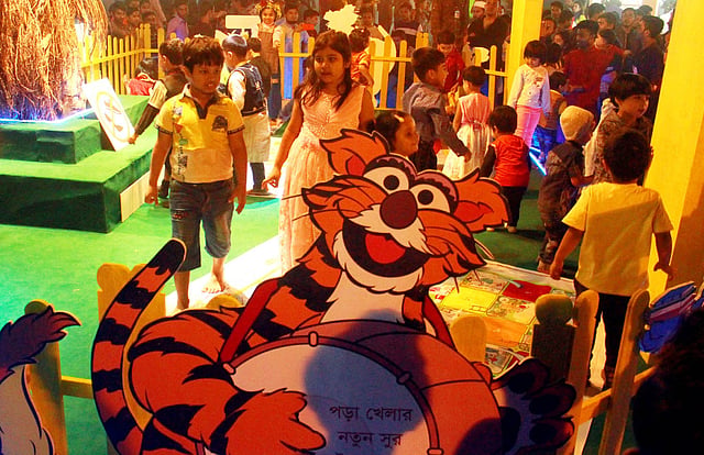 মেলায় শিশু চত্বর সাজানো হয়েছে সিসিমপুরের বিভিন্ন চরিত্র দিয়ে। ছবি: ফোকাস বাংলা