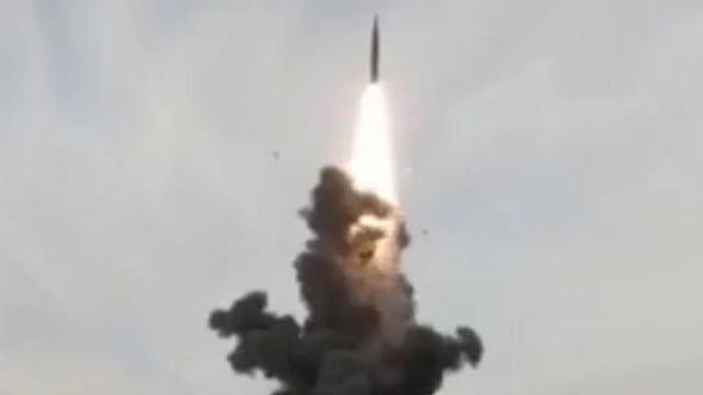 চীনের সামরিক বিশ্লেষকেরা ডিএফ-২৬ নামের ক্ষেপণাস্ত্রটিকে ‘গুয়াম কিলার’ বলে অবিহিত করছে। ক্ষেপণাস্ত্রটি প্রশান্ত মহাসাগরে যুক্তরাষ্ট্রে গুয়াম দ্বীপেও আঘাত হানতে সক্ষম।