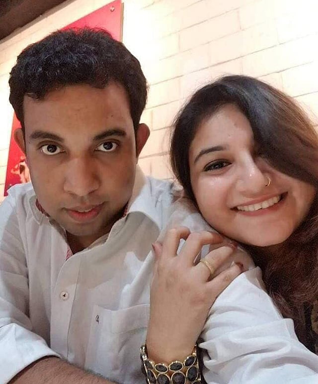 মোস্তফা মোরশেদ ও তাঁর স্ত্রী তানজিলা হক চৌধুরী।