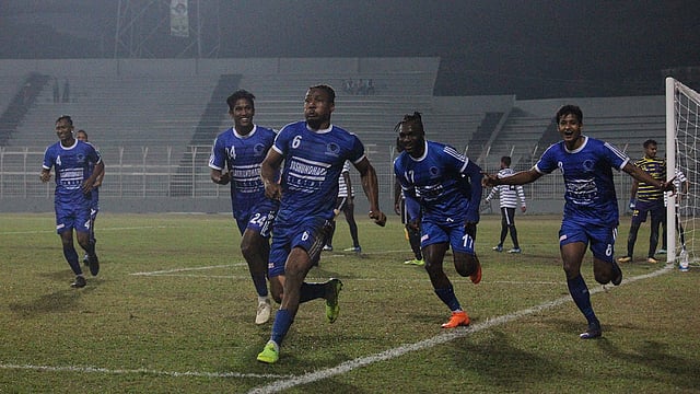 শেখ রাসেল ক্রীড়াচক্র ও মোহামেডান স্পোর্টিংয়ের ম্যাচ দিয়ে আজ প্রিমিয়ার লিগে অভিষেক হয়েছে সিলেট জেলা স্টেডিয়ামের। ছবি: সংগৃহীত