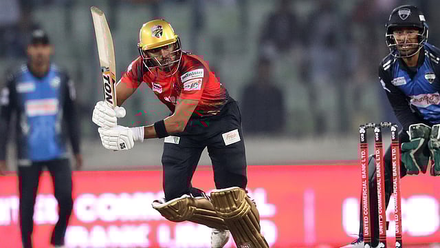 তামিমের মতো এনামুলও তিন ম্যাচে ফিরেছেন রানের খাতা খোলার আগেই। ছবি: প্রথম আলো