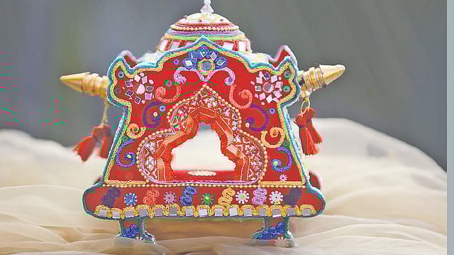 ছবি: নকশা