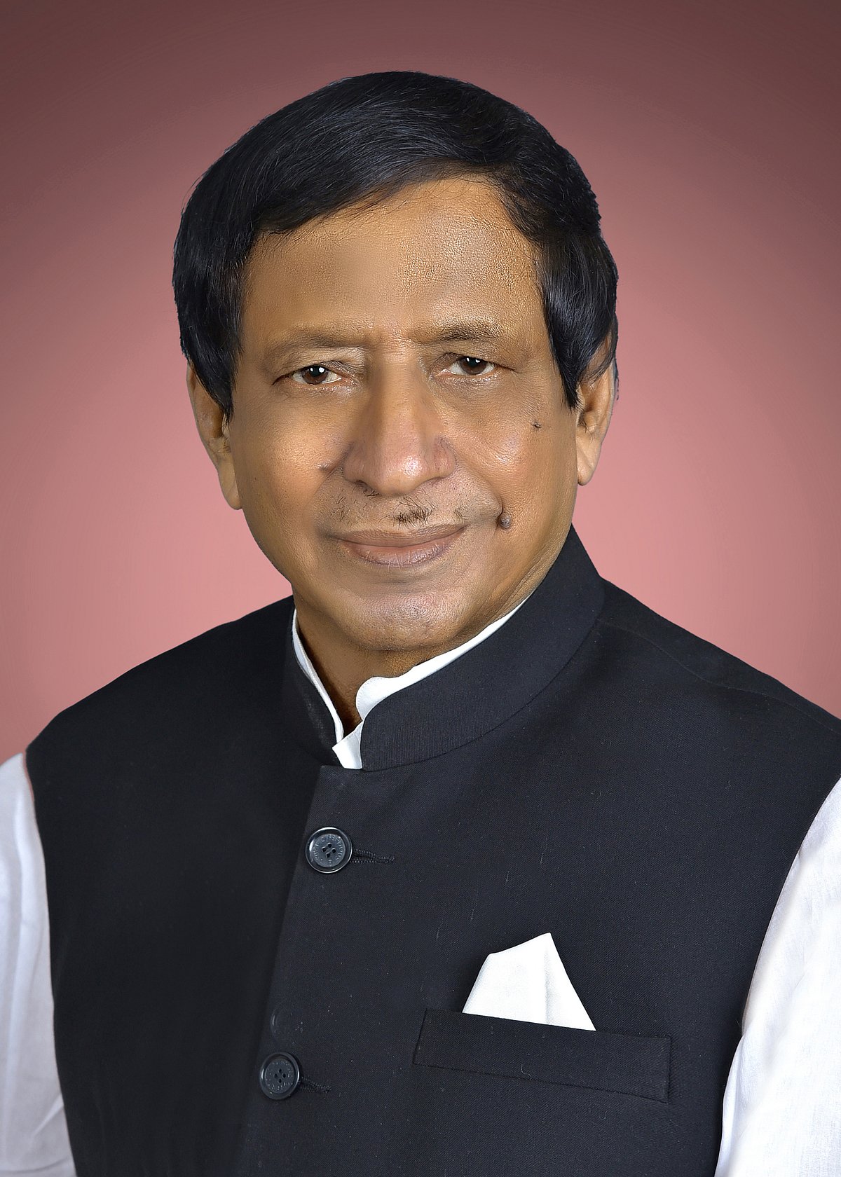 নুরুজ্জামান আহমেদ