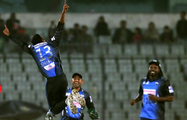 শফিউলের সেই ট্রেডমার্ক উদ্‌যাপন ফিরে এসেছে আবার! ছবি: প্রথম আলো