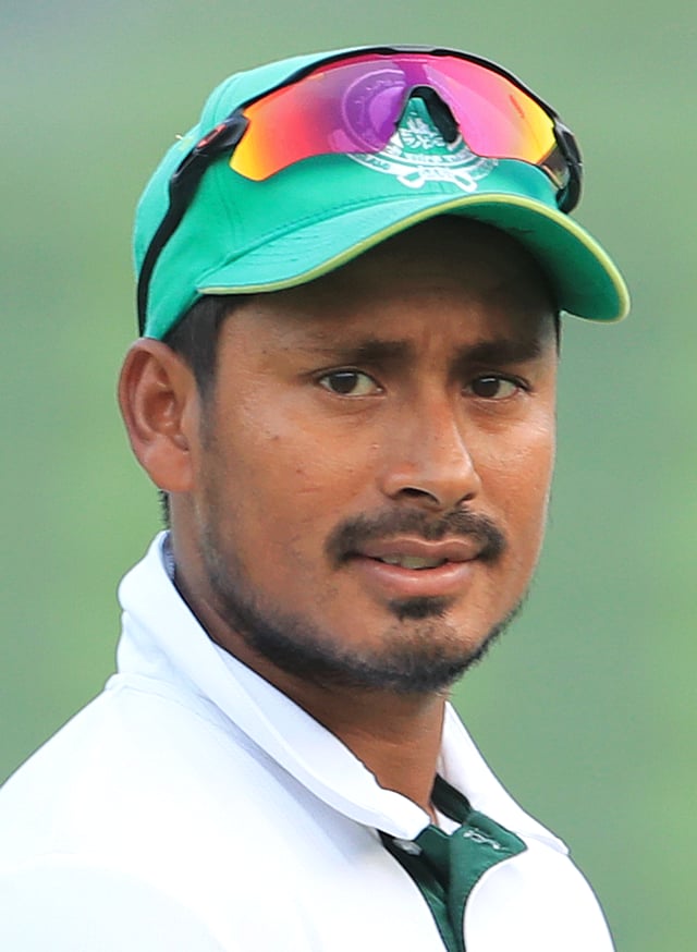 ঢাকা প্রিমিয়ার লিগে পারিশ্রমিক বাড়েনি আশরাফুলের। ছবি: প্রথম আলো