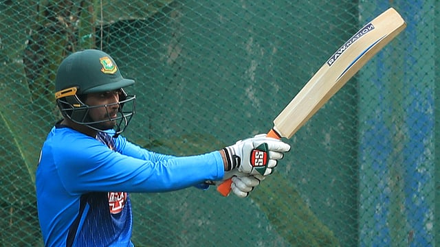 শেখ জামাল ধানমন্ডি ক্লাবে নাম লেখালেন মাহমুদউল্লাহ। ফাইল ছবি