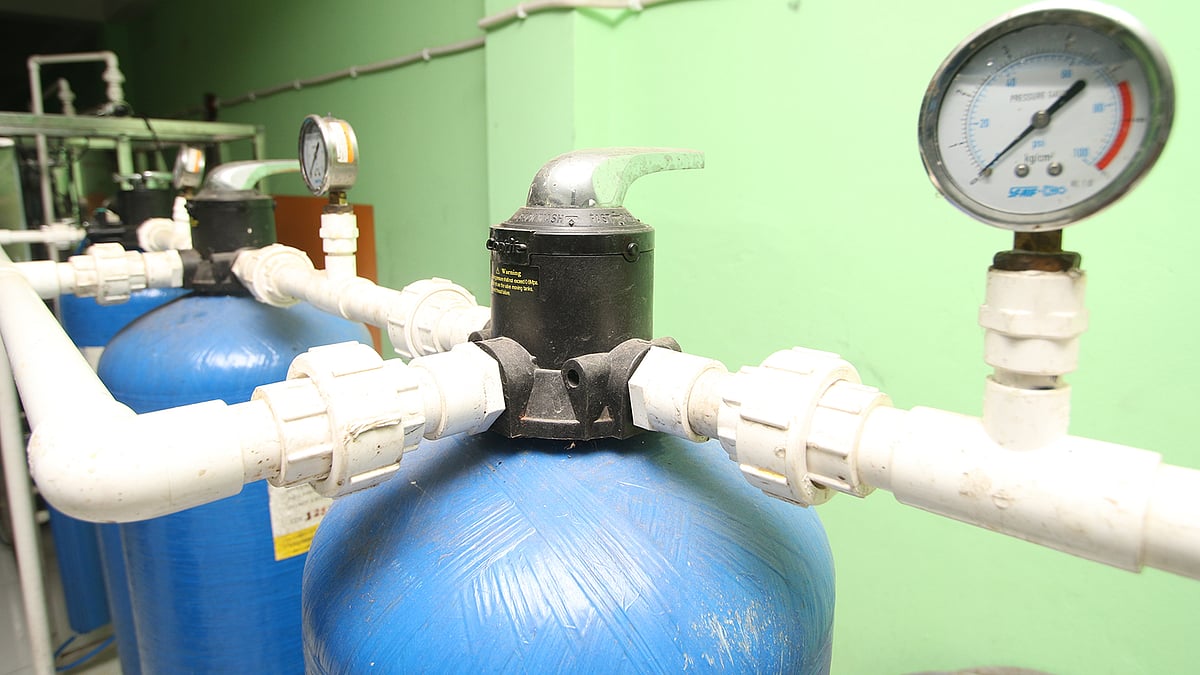 রাসায়নিকের কারখানা ও গুদামের কারণে পুরান ঢাকা মৃত্যুকূপ হয়ে গেছে। ফাইল ছবি