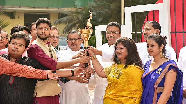 সেন্ট জেভিয়ার্স কলের মশাল মিছিল। ছবি: ভাস্কর মুখার্জি