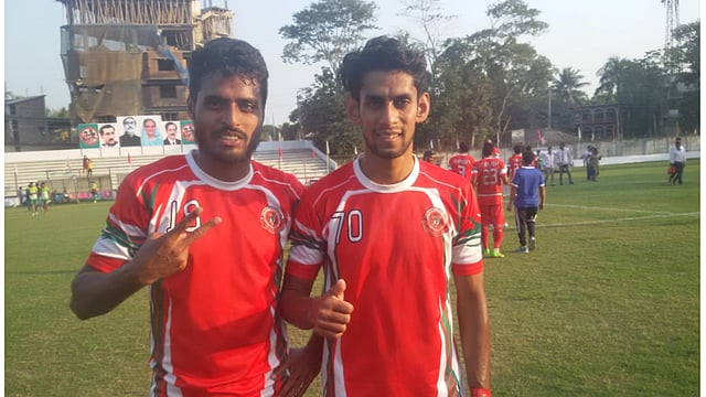 একটি করে গোল করেছেন মেহেদি হাসান রয়েল ও মোহাম্মদ সুজন বিশ্বাস। ছবি: বাফুফে