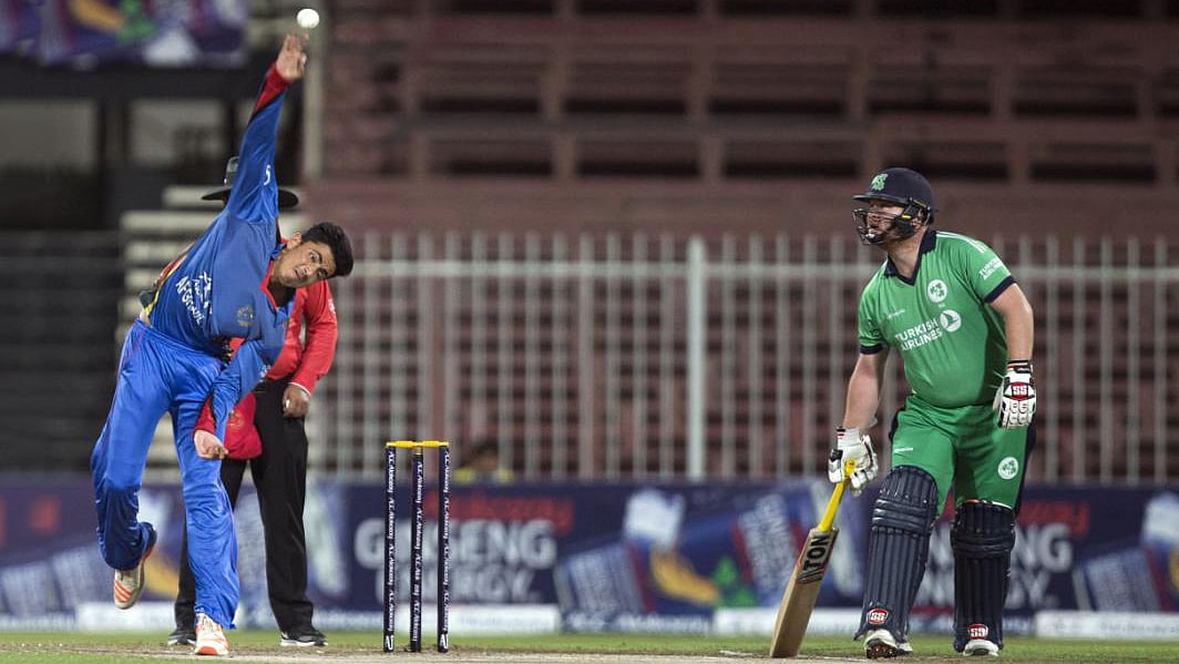 মুজিব উর রহমানের স্পিনে ফেঁসেছে আয়ারল্যান্ড। ছবি: আইসিসির টুইটার পেজ