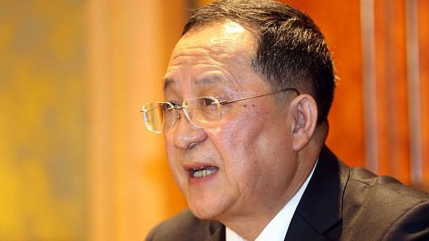 সংবাদ সম্মেলনে উত্তর কোরিয়ার পররাষ্ট্রমন্ত্রী রি ইয়ং হো বলেন, একটি সুযোগ হারিয়ে গেল। ছবি: রয়টার্স