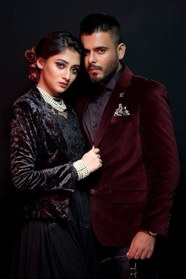 পূজা চেরি ও সিয়াম। ছবি: ফেসবুক থেকে নেওয়া