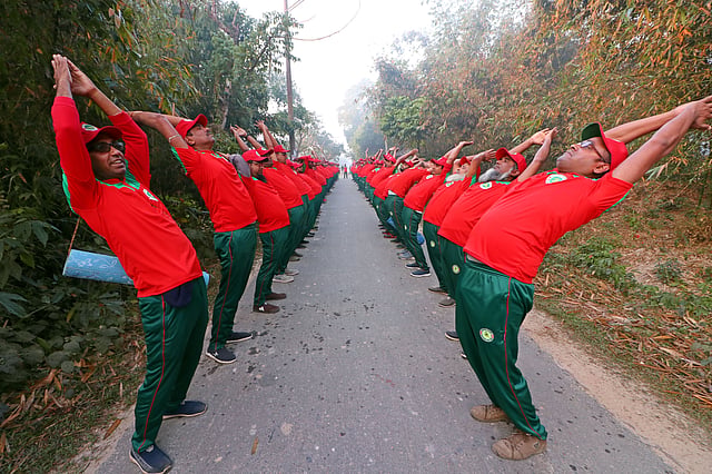 ৩১ জানুয়ারি হাঁটার শততম দিন উদ্‌যাপন করা হয়।