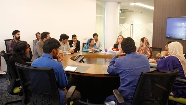 উদ্যোক্তাদের নিয়ে আলোচনা অনুষ্ঠান। ছবি: সংগৃহীত