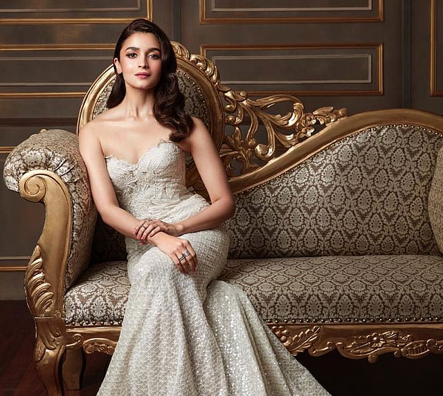 ‘ব্রহ্মাস্ত্র’, ‘কলঙ্ক’, ‘তখত’, ‘সড়ক-২’সহ একাধিক ছবি নিয়ে এখন ব্যস্ত আলিয়া ভাট। ছবি: টুইটার