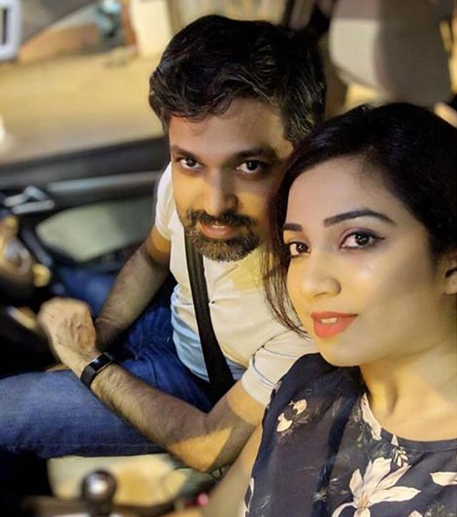 শিলাদিত্য মুখোপাধ্যায় ও শ্রেয়া ঘোষাল। ছবি: ইনস্টাগ্রাম থেকে নেওয়া