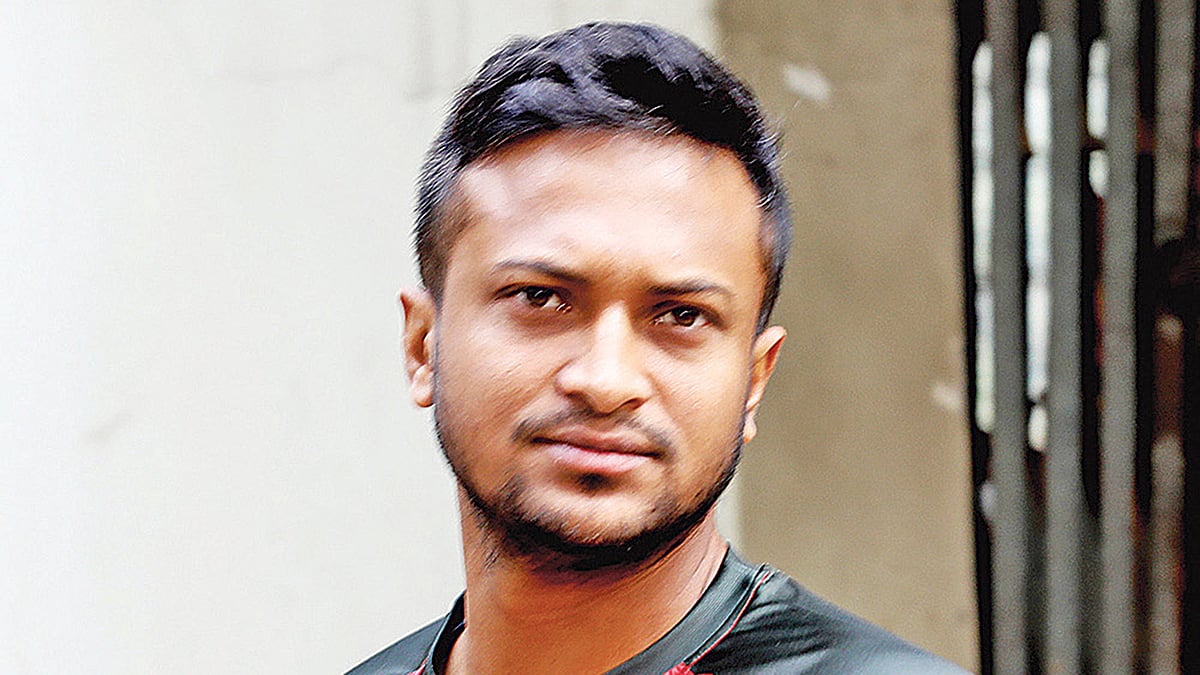 আল্লাহর প্রতি কৃতজ্ঞতা জানিয়েছেন সাকিব