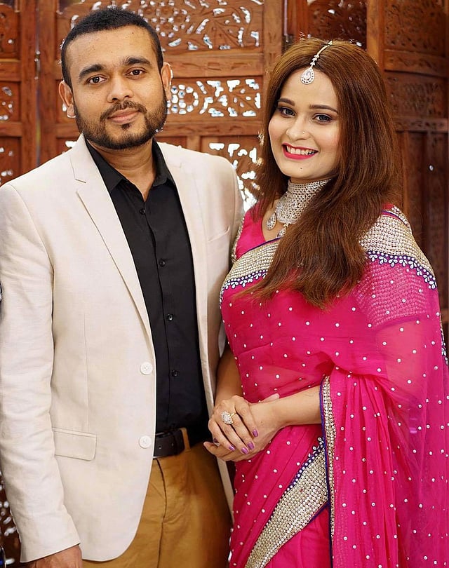 বর ইসলাম নুরুলের সঙ্গে পুতুল