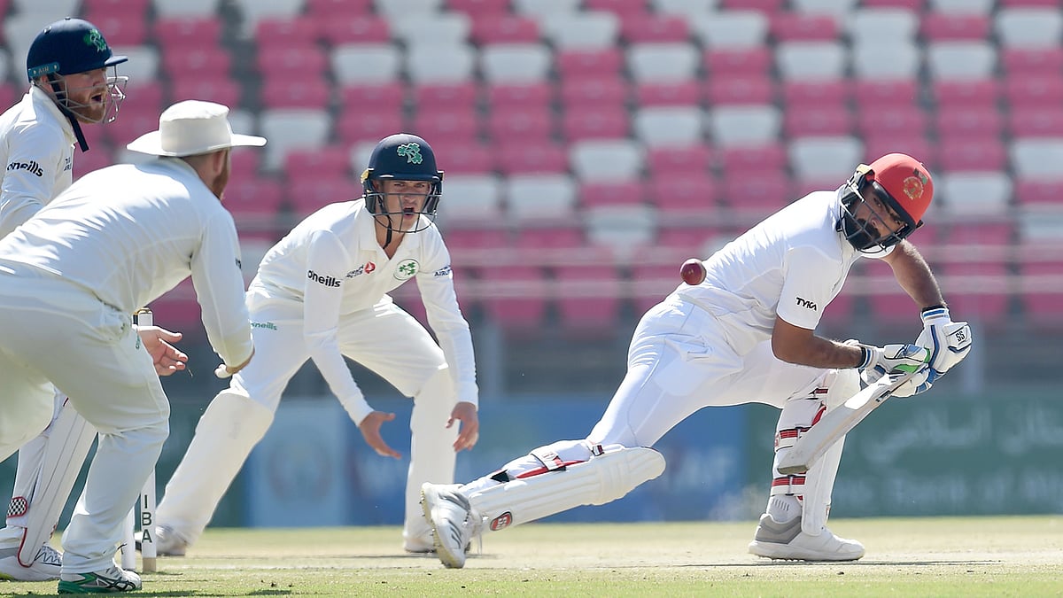 দারুণ খেলেছেন আফগান ব্যাটসম্যান ইহসানউল্লাহ। জয়ের অন্যতম নায়ক তিনি। ছবি: এএফপি