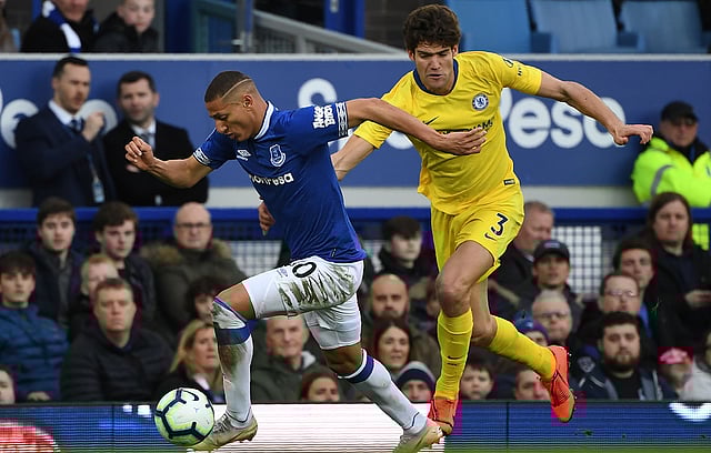 পুরো ম্যাচে রিচার্লিসনকে এভাবেই আটকাতে পারেনি চেলসি। ছবি:এএফপি
