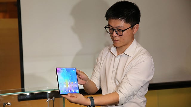 হুয়াওয়ের ভাঁজ করা স্মার্টফোন