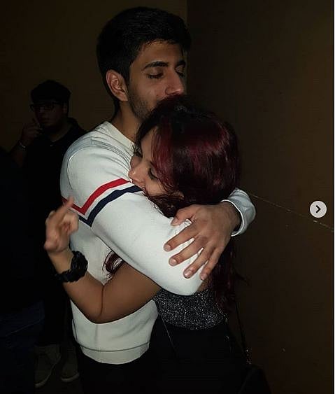 ইনস্টাগ্রামে মিশাল কির্পালানির সঙ্গে অন্তরঙ্গ মুহূর্তের কয়েকটি ছবি দিয়েছেন ইরা খান