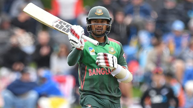 নিউজিল্যান্ডের বিপক্ষে ওয়ানডে সিরিজে টানা দুটি ফিফটি করার পর মিঠুন। ছবি: এএফপি