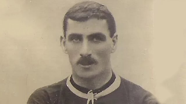 আন্তর্জাতিক ফুটবলে সবচেয়ে বেশি বয়সী গোলদাতাদের তালিকায় বিলি মেরেডিথের নামটি সবার ওপরে। ছবি: টুইটার