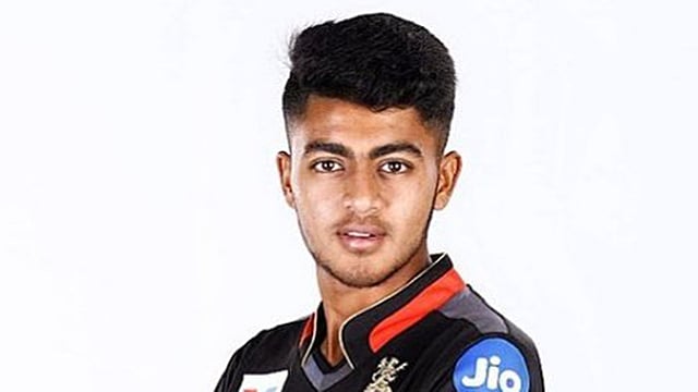 রেকর্ড গড়লেও অভিষেকে বেয়ারস্টো-ওয়ার্নারের তাণ্ডবের মুখে পড়েছে বর্মণ। ছবি: টুইটার