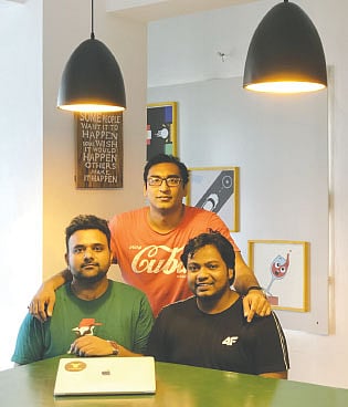 গেম নির্মাতা হাম্বা স্টুডিওর তিন উদ্যোক্তা। ছবি: জুয়েল শীল