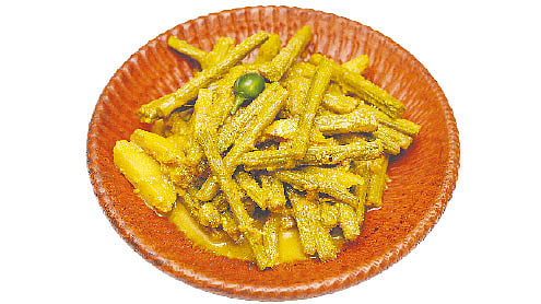 সরষেবাটায় শজনে চচ্চড়ি