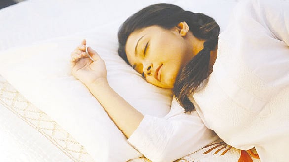 প্রশান্তির ঘুম সৌন্দর্যে ইতিবাচক প্রভাব ফেলে। ছবি: নকশা