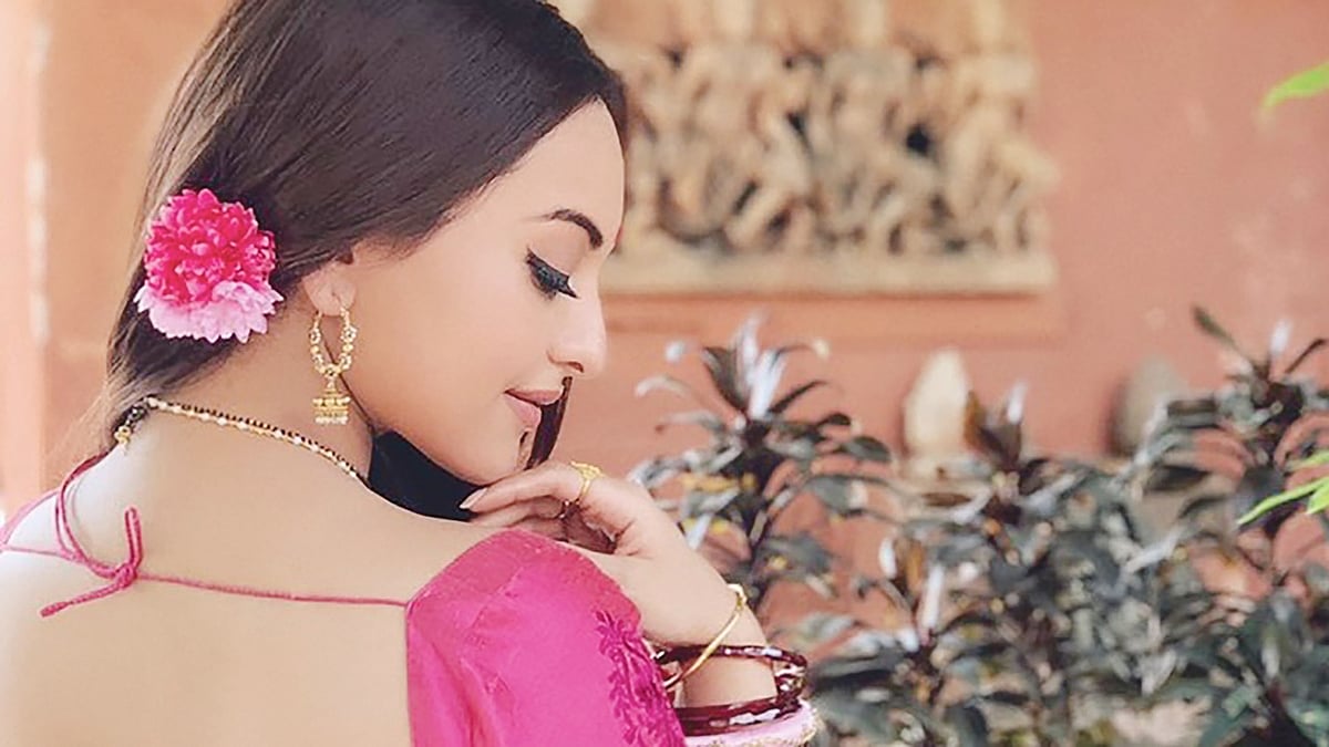 দাবাং থ্রি সিনেমাতে সোনাক্ষীর ‘লুক’