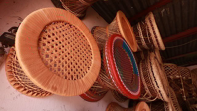 বেত দিয়ে মোড়া থেকে শুরু করে সব আসবাবই তৈরি হয়।