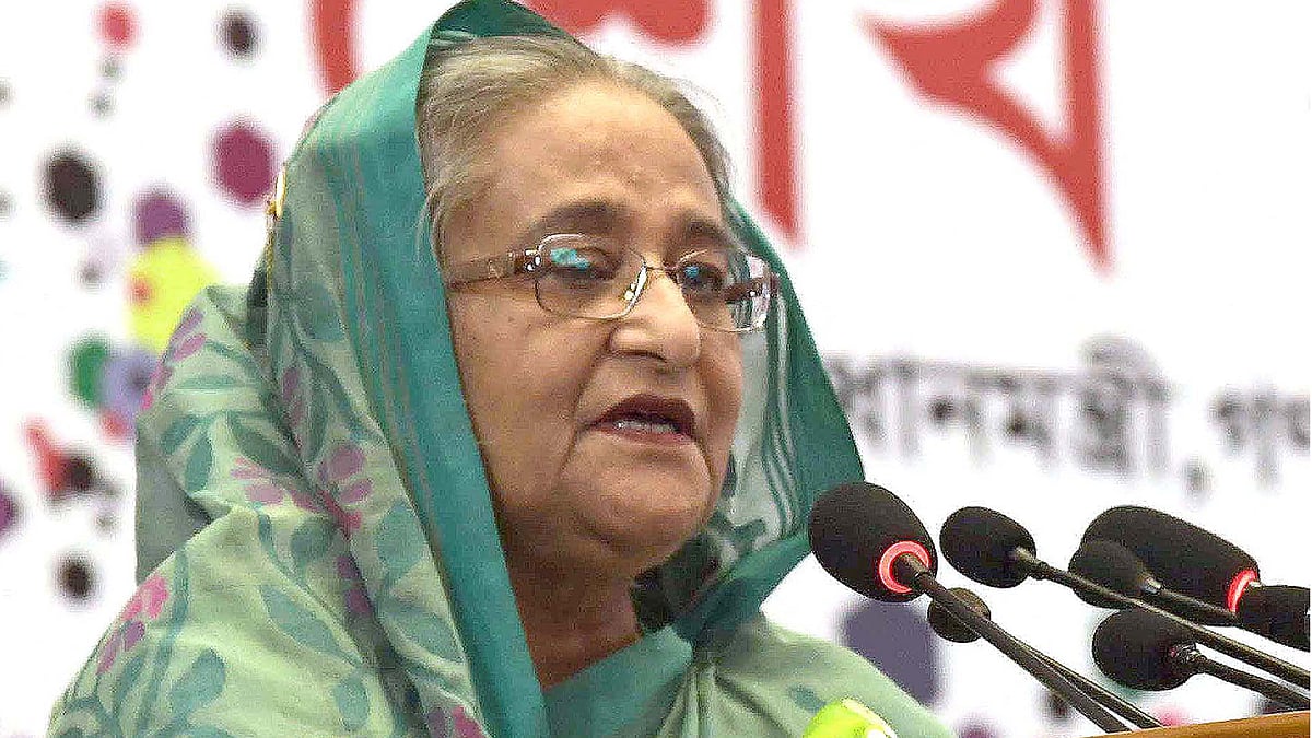 বিজ্ঞান ও প্রযুক্তি মন্ত্রণালয় আয়োজিত বঙ্গবন্ধু ফেলোশিপ, বিজ্ঞান ও প্রযুক্তি ফেলোশিপ এবং গবেষণা অনুদান প্রদান অনুষ্ঠানে প্রধান অতিথির বক্তব্য রাখছেন প্রধানমন্ত্রী শেখ হাসিনা। বঙ্গবন্ধু আন্তর্জাতিক সম্মেলন কেন্দ্র, ঢাকা, ১০ এপ্রিল। ছবি: পিআইডি