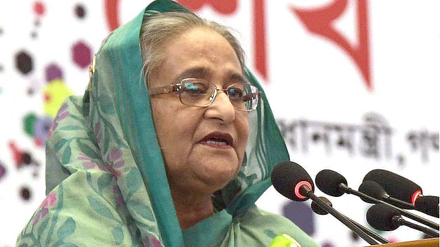 বিজ্ঞান ও প্রযুক্তি মন্ত্রণালয় আয়োজিত বঙ্গবন্ধু ফেলোশিপ, বিজ্ঞান ও প্রযুক্তি ফেলোশিপ এবং গবেষণা অনুদান প্রদান অনুষ্ঠানে প্রধান অতিথির বক্তব্য রাখছেন প্রধানমন্ত্রী শেখ হাসিনা। বঙ্গবন্ধু আন্তর্জাতিক সম্মেলন কেন্দ্র, ঢাকা, ১০ এপ্রিল। ছবি: পিআইডি