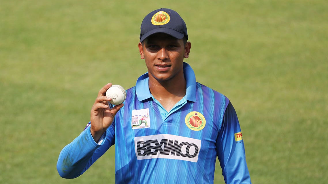 আবাহনীর হয়ে আজ দুর্দান্ত বোলিং করেছেন সাইফউদ্দীন। ছবি: বিসিবি
