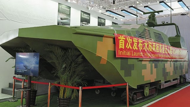 নতুন এই যুদ্ধযান তৈরি করে নিজেদের সামরিক শক্তিমত্তার প্রমাণ আরও একবার দিল চীন। ছবি: সংগৃহীত