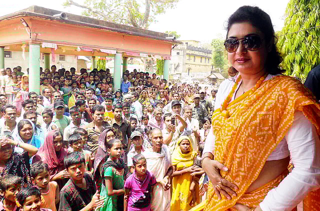 শতাব্দী রায়। ছবি: ভাস্কর মুখার্জি