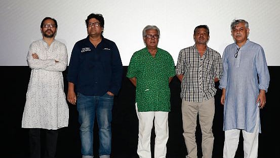 ‘মেরিল-প্রথম আলো চলচ্চিত্র উৎসব ২০১৯’ উদ্বোধনী অনুষ্ঠানে অতিথিরা। ছবি: প্রথম আলো