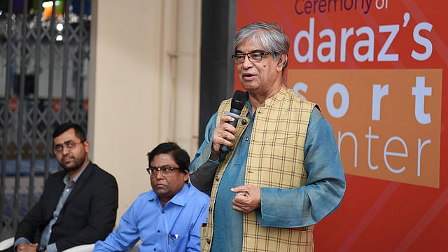 ডাক, টেলিযোগাযোগ ও তথ্যপ্রযুক্তিমন্ত্রী মোস্তাফা জব্বার। ছবি: সংগৃহীত।