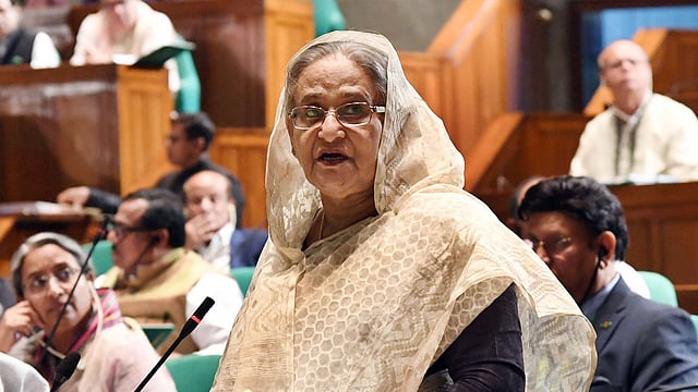 প্রধানমন্ত্রী শেখ হাসিনা সংসদে প্রশ্নোত্তর পর্বে বক্তব্য দেন। ঢাকা, ২৪ এপ্রিল। ছবি: ফোকাস বাংলা