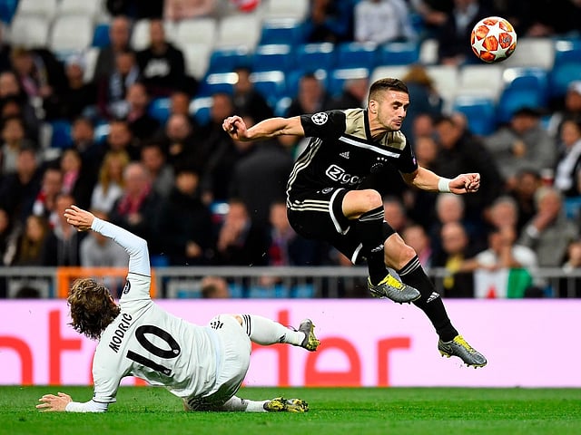 উইঙ্গার থেকে স্ট্রাইকার হয়ে গেছেন দুসান তাদিচ। ছবি : এএফপি