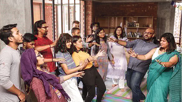 নতুন কিছু করছে আরমীন মূসার ঘাসফড়িং কয়্যার ও শান্তর বিটবক্স বাংলাদেশ