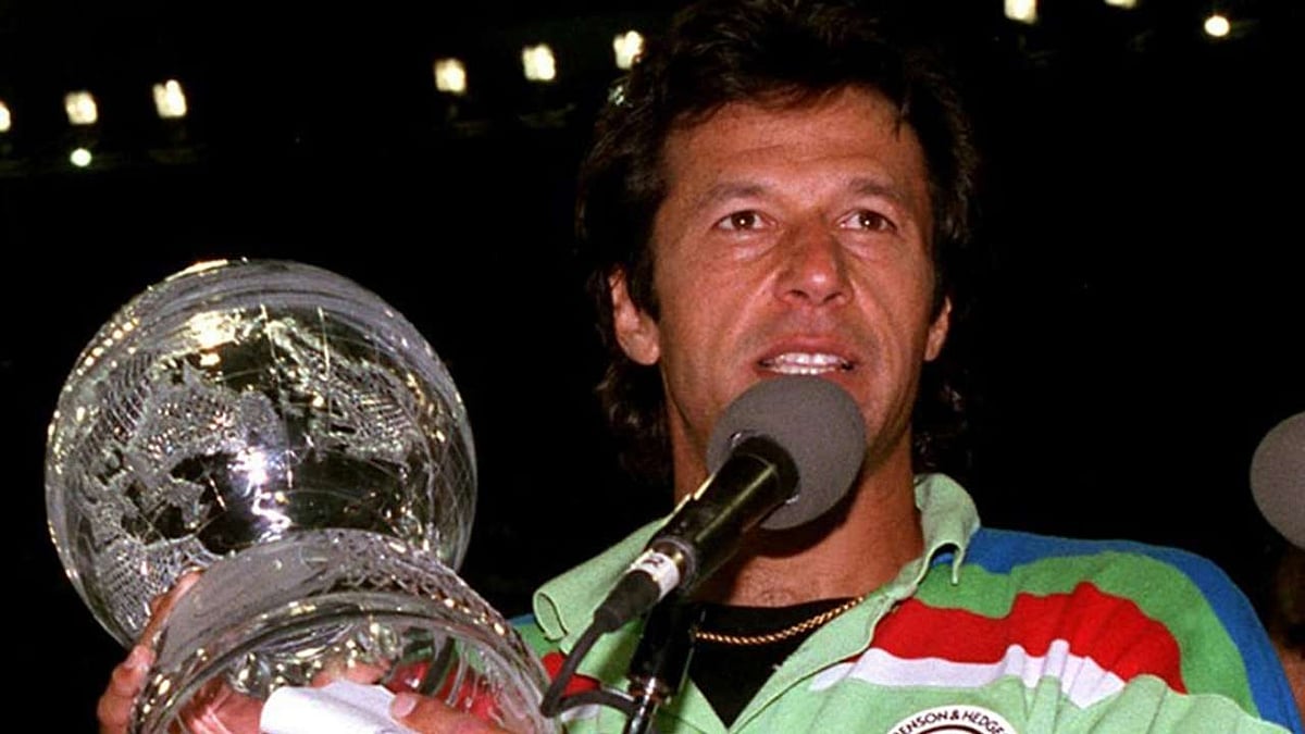 ক্রিকইনফোর সর্বকালের সেরা এই বিশ্বকাপ দলের অধিনায়ক ইমরান খান। ছবি: এএফপি