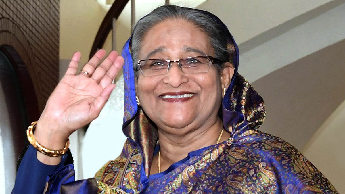 প্রধানমন্ত্রী শেখ হাসিনা সরকারি সফরে আজ বুধবার সকালে লন্ডনের উদ্দেশে ঢাকা ত্যাগ করেন। ছবি: ফোকাস বাংলা