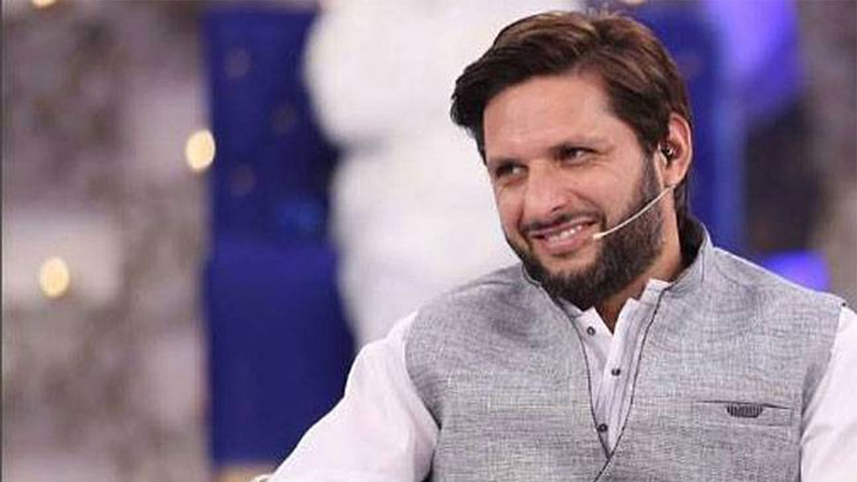 আত্মজীবনীতে নিজের আসল বয়সটি বললেন আফ্রিদি।