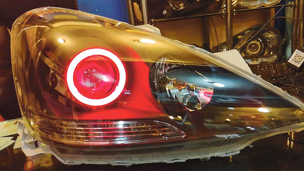 অ্যাঞ্জেল আই প্রোজেকশন হেডল্যাম্প