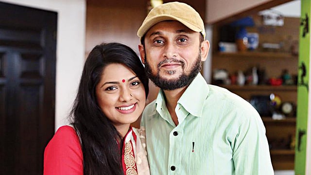 নুসরাত ইমরোজ তিশা ও মোস্তফা সরয়ার ফারুকী। ছবি: সংগৃহীত