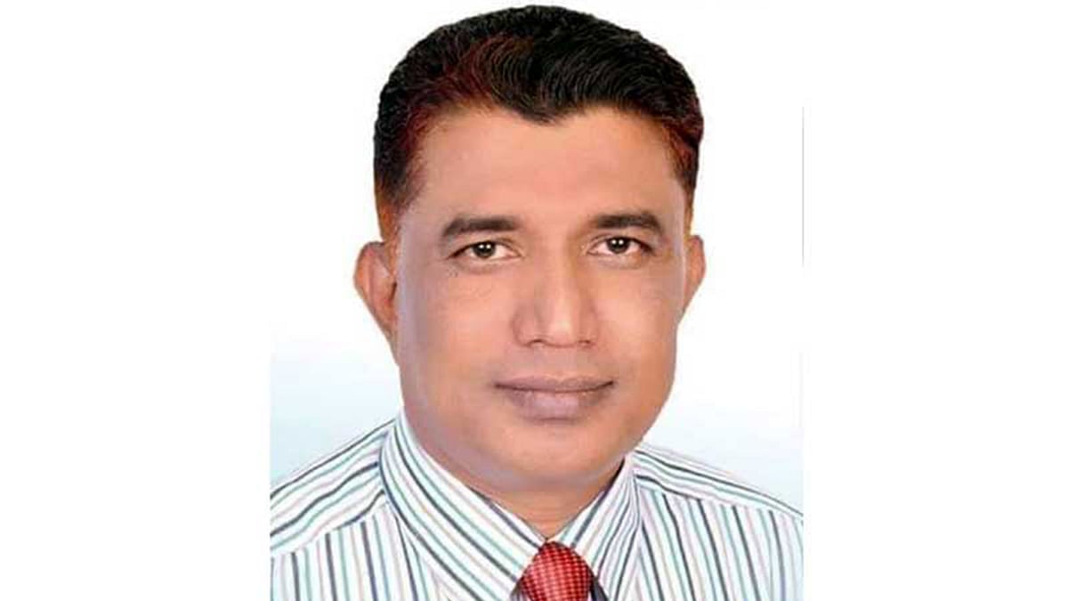 কক্সবাজারের পেকুয়া উপজেলার চেয়ারম্যান জাহাঙ্গীর আলম।